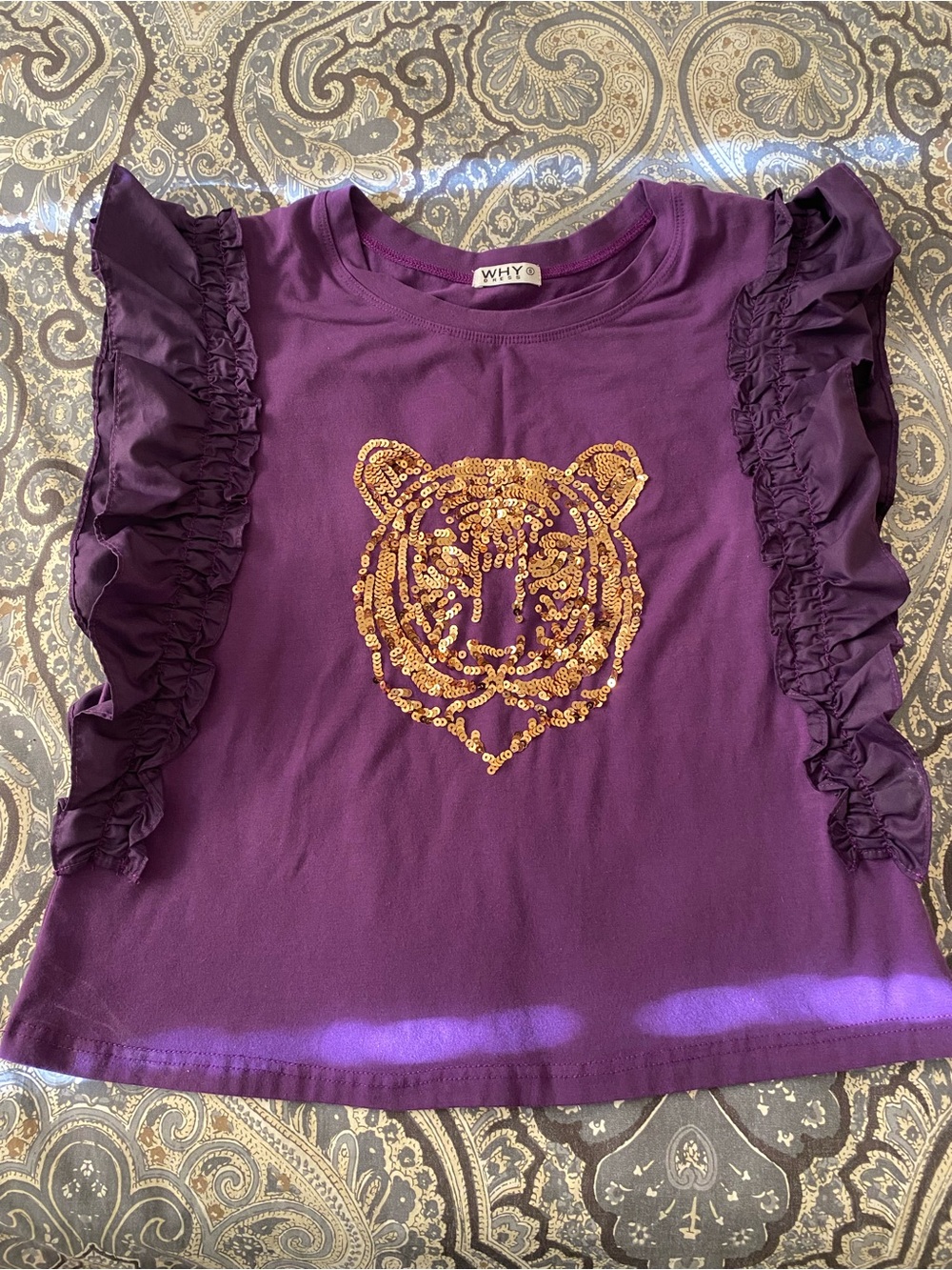 LSU TIGERS Purple Ruffle Sleeve Sequin Tiger Tee